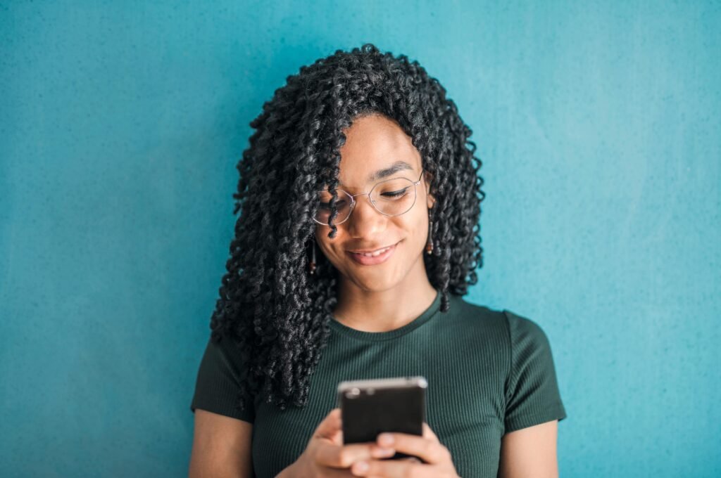 text therapy, text a therapist, does text therapy work, is text therapy effective